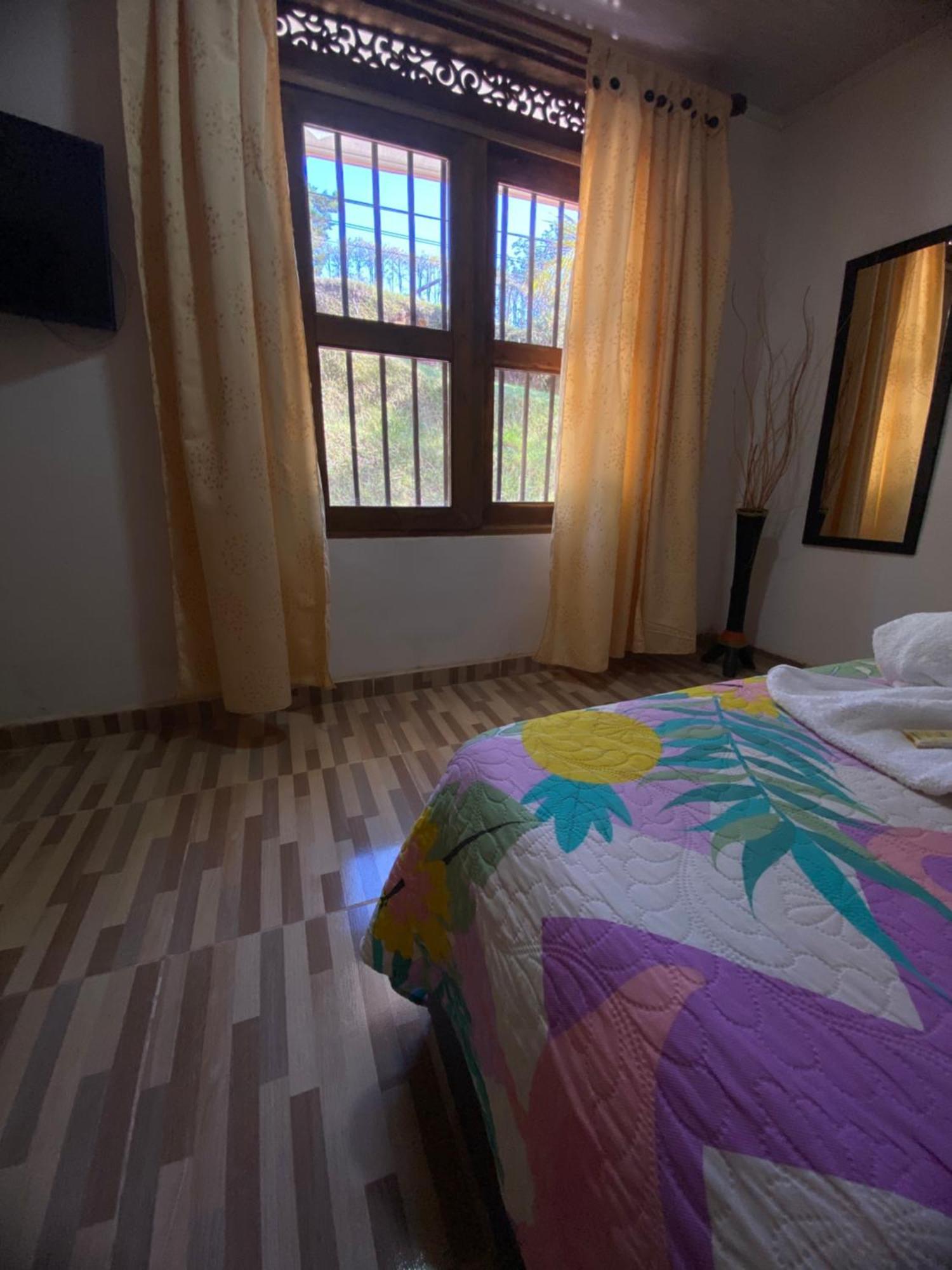 Guatapé Oak Tree House 게스트하우스 외부 사진
