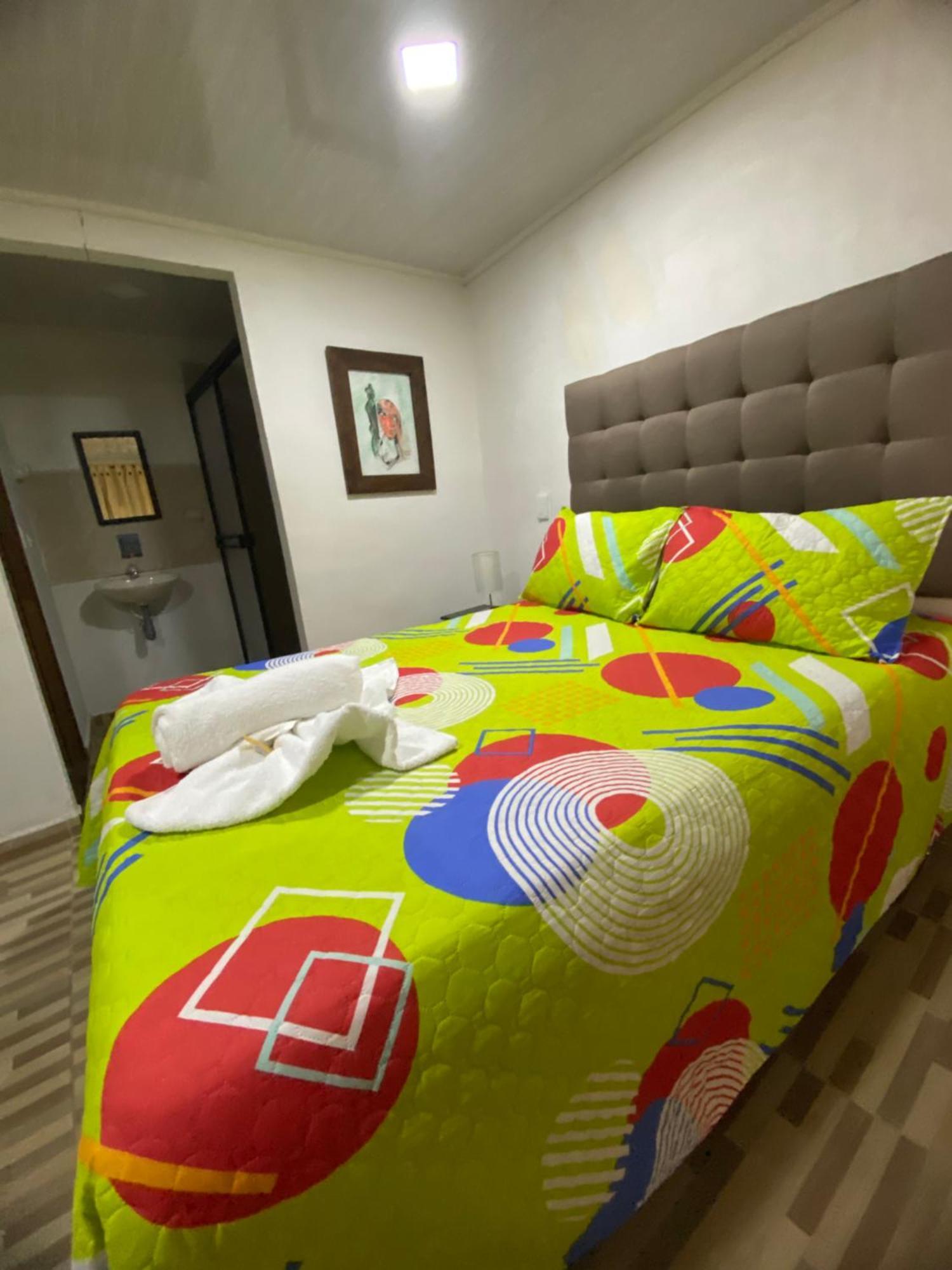 Guatapé Oak Tree House 게스트하우스 외부 사진